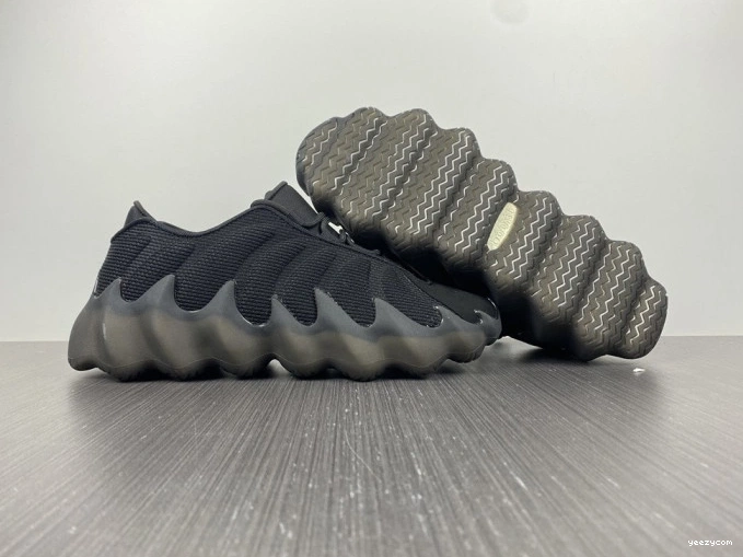 YEEZY ADIDAS H68032 400 1104